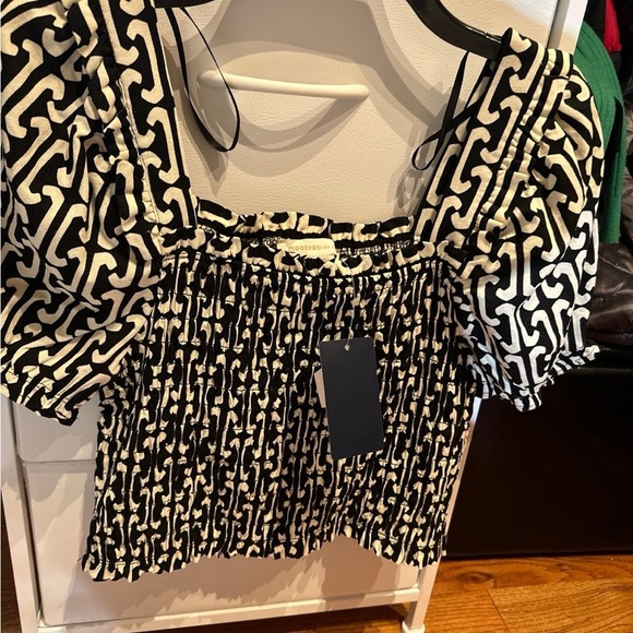 Monteau Women’s L Cropped Smocked Top Black Balloon Sleeves coquette M/L - Picture 5 of 7